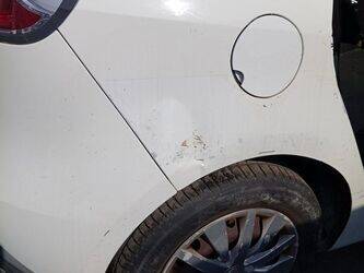 2010-renault-megane-1438567-46357169