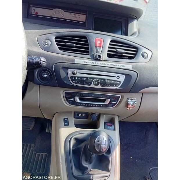 2010 Renault Megane-46357184