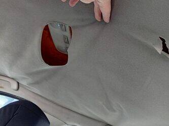 2010-renault-megane-1438567-46357190