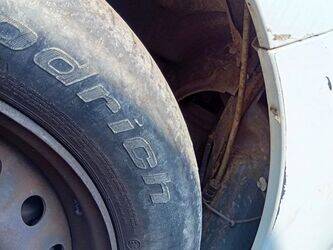 2010-renault-megane-1438567-46357191