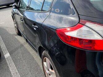 2014-renault-megane-1438568-46357194