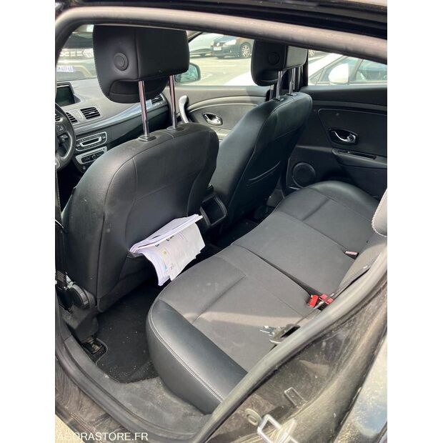 2014 رينو Megane-46357195