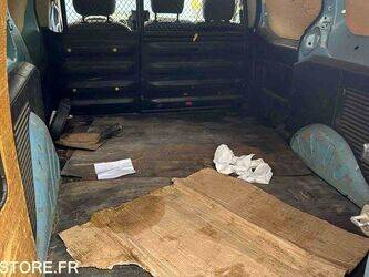 2016-peugeot-partner-1438577-46357325