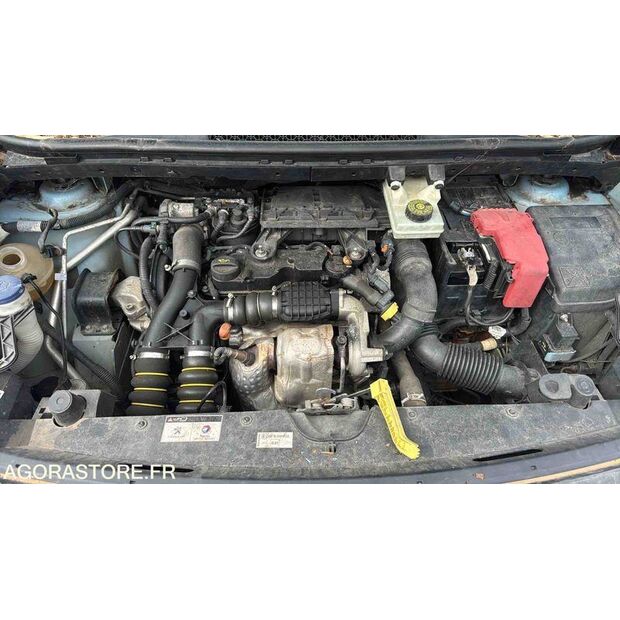 2016 Peugeot PARTNER-46357326