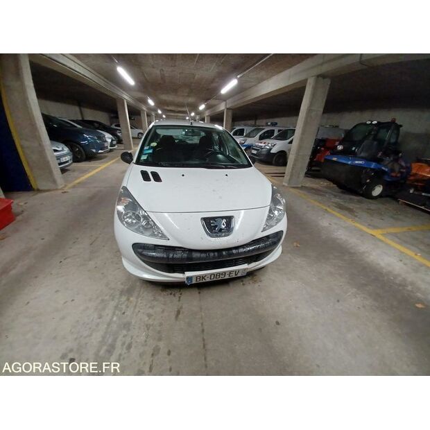 2011 بيجو 206-46357340