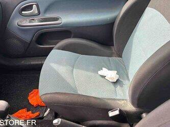 2007-renault-clio-1438581-46357357