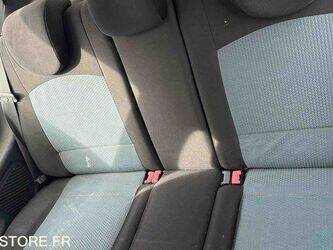 2007-renault-clio-1438581-46357370