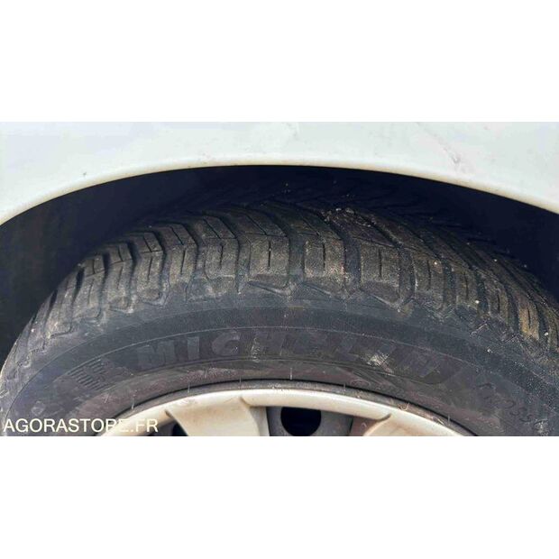 2013 رينو Clio-46357398