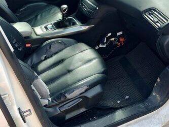 2017-peugeot-308-1438585-46357414