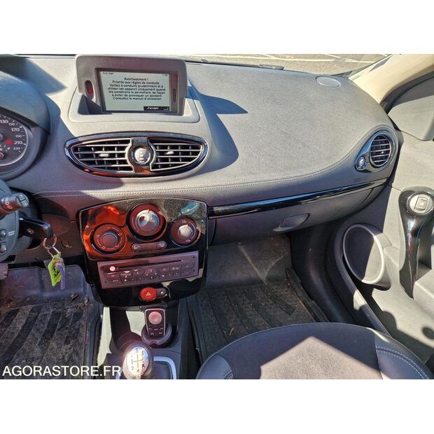 2011 رينو Clio-46357479