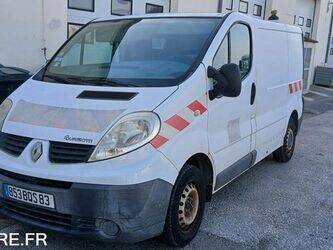 2008-renault-trafic-1438589-46357484