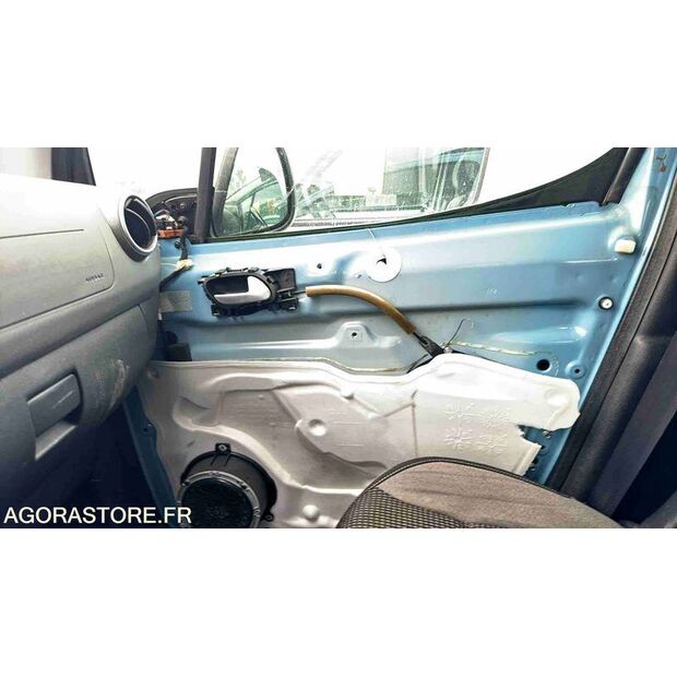 2016 Peugeot PARTNER-46357530