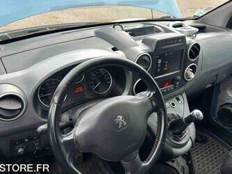 2016-peugeot-partner-1438591-46357531