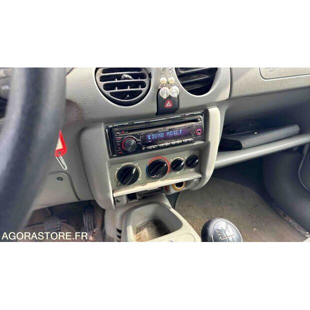 2003 رينو Kangoo-46357580