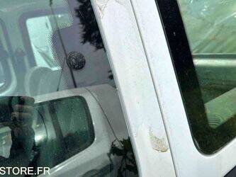 2003-renault-kangoo-1438594-46357585