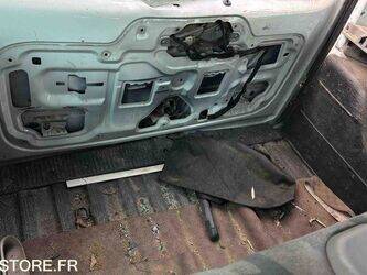 2003-renault-kangoo-1438594-46357588