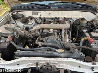 2003-toyota-hilux-1438595-46357600