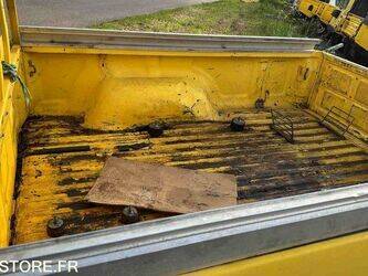 2003-toyota-hilux-1438595-46357602