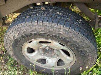 2003-toyota-hilux-1438595-46357606