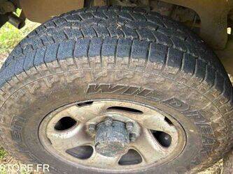 2003-toyota-hilux-1438595-46357609