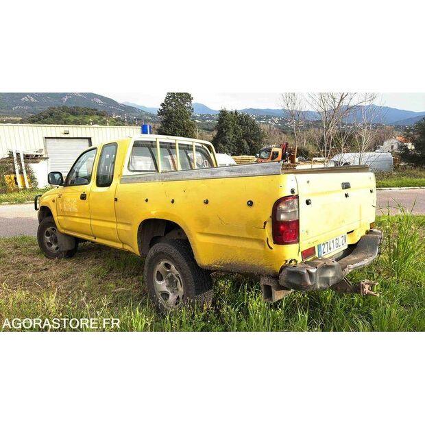 2003 Toyota Hilux-46357610