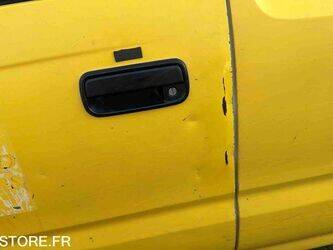 2003-toyota-hilux-1438595-46357613