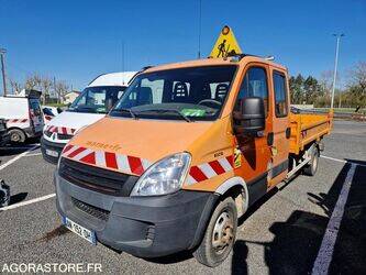 صورة ل شاحنات مسطحة 2007 ايفكو 50C18