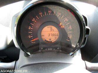 2017-peugeot-108-1438598-46357685