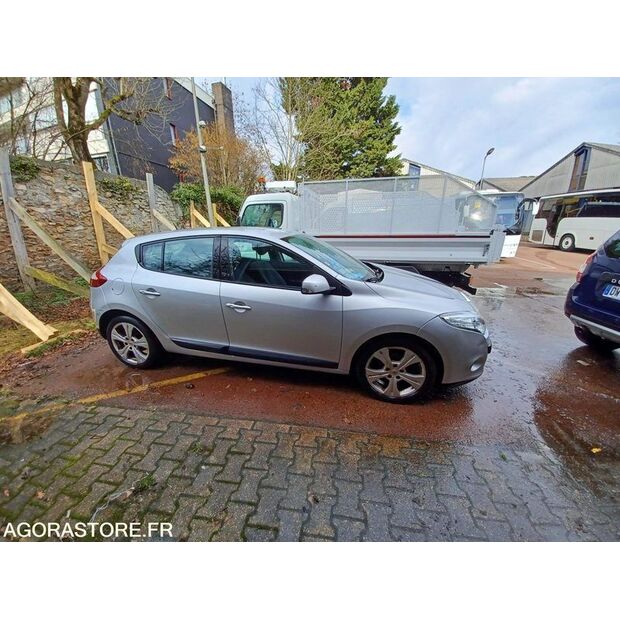 2011 رينو Megane-46357701