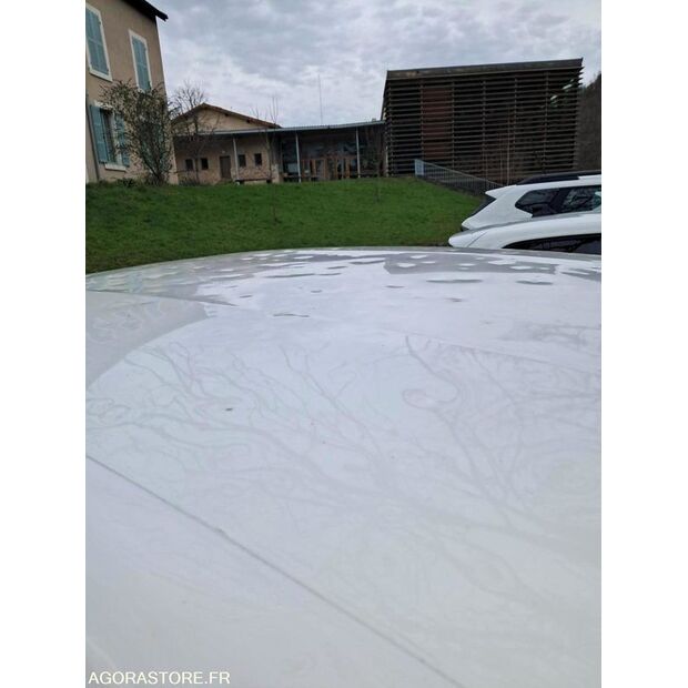 2015 Peugeot 208-46357724