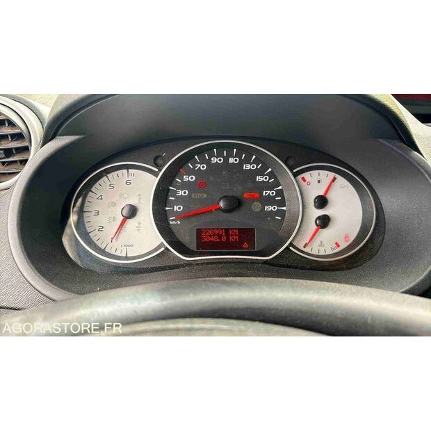 2013 رينو Kangoo-46357742