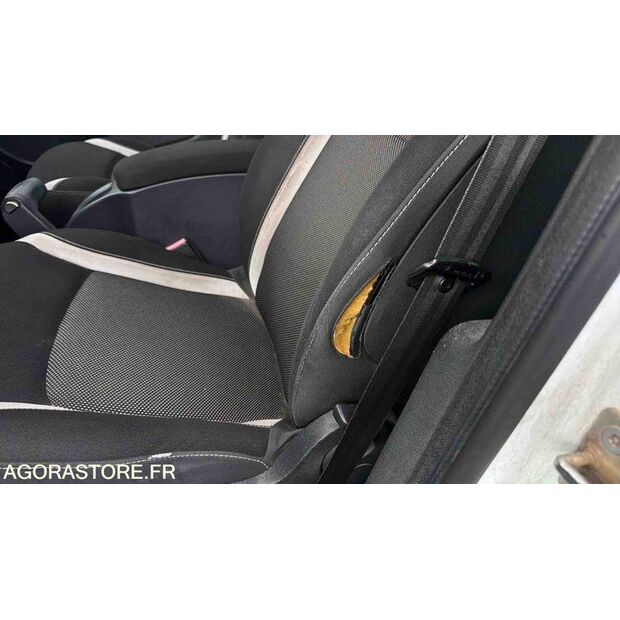 2013 رينو Kangoo-46357749