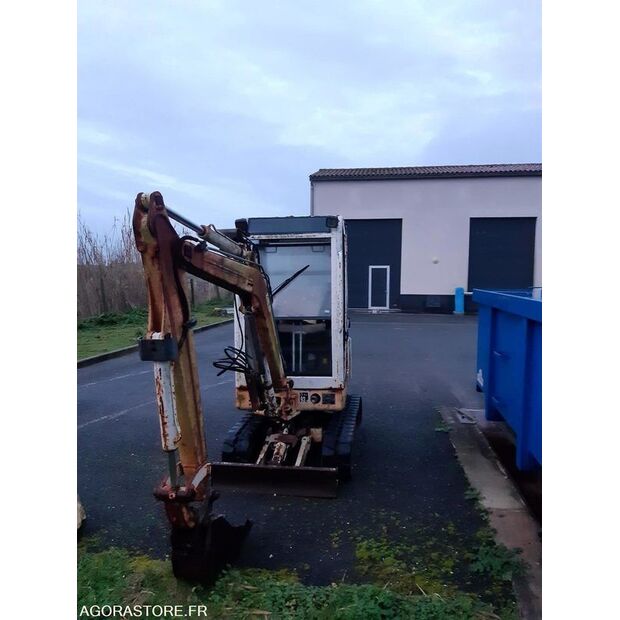 2003 فولفو EC20-46357760