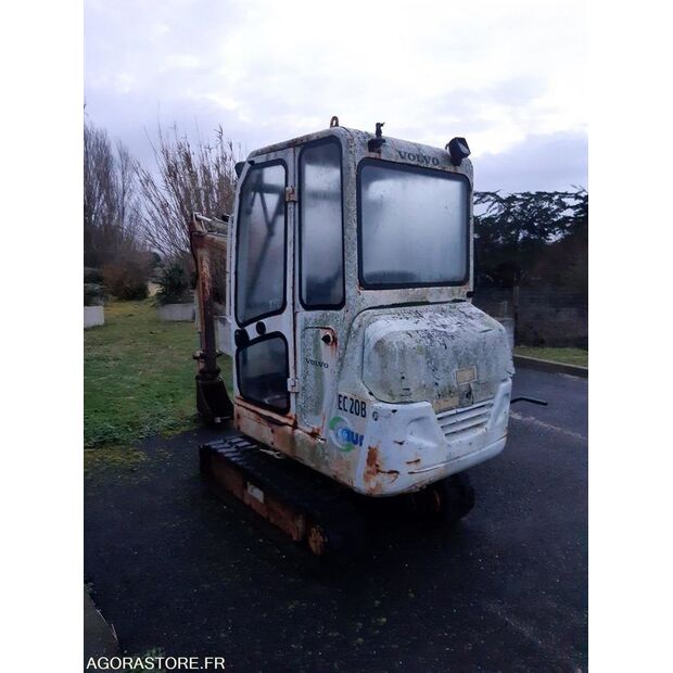 2003 فولفو EC20-46357761