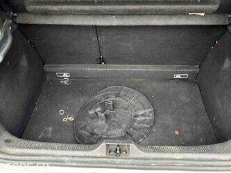 2012-renault-clio-1438611-46357825