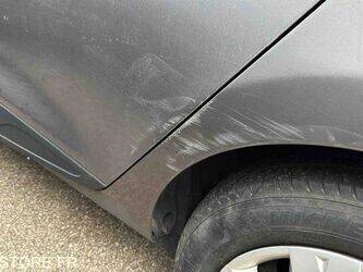 2012-renault-clio-1438611-46357830