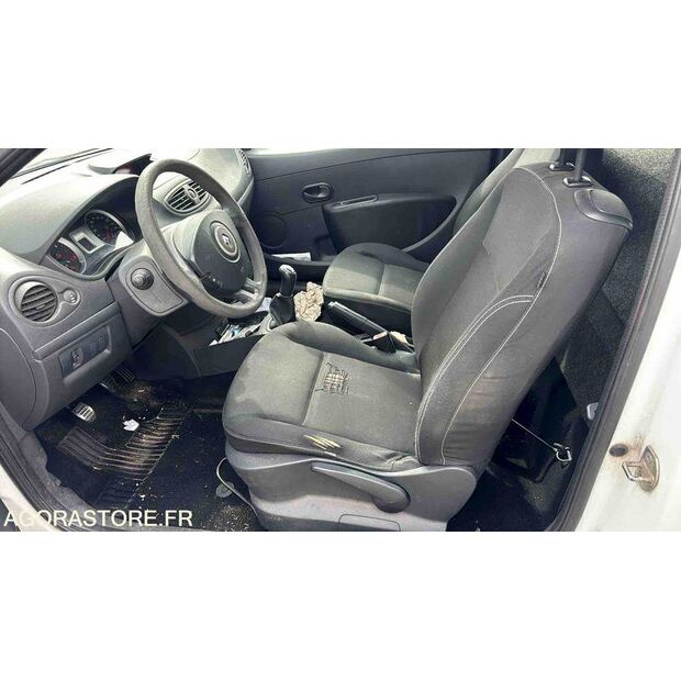 2013 رينو Clio-46357858