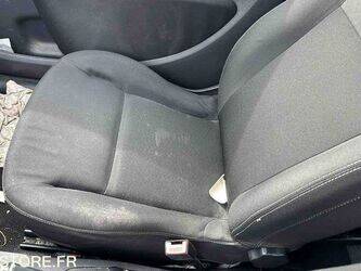 2013-renault-clio-1438613-46357860