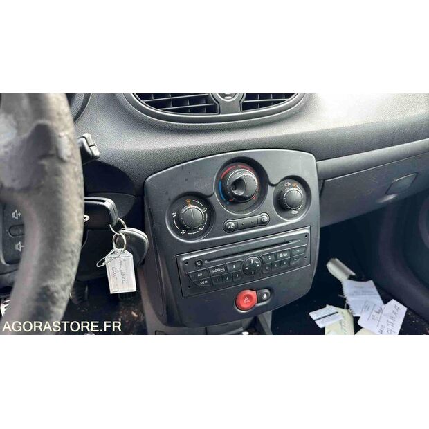 2013 رينو Clio-46357863