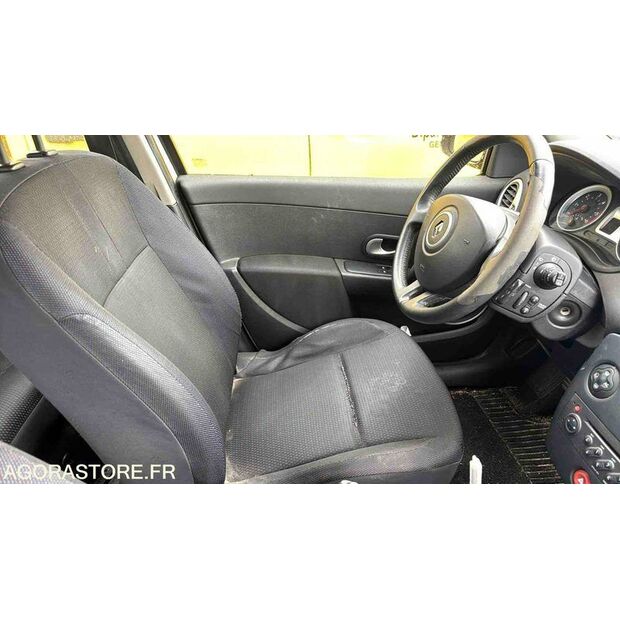 2008 رينو Clio-46357890