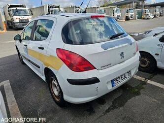 2008-peugeot-308-1438617-46357916