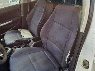 2008-peugeot-308-1438617-46357917