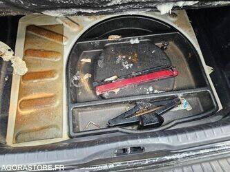 2008-peugeot-308-1438617-46357931