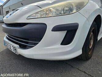 2008-peugeot-308-1438617-46357935