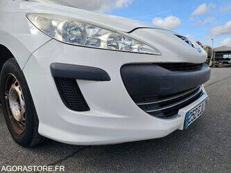 2008-peugeot-308-1438617-46357938