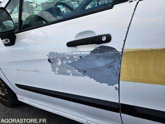 2008-peugeot-308-1438617-46357948