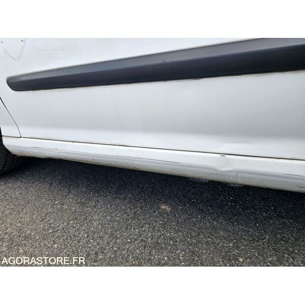 2008 Peugeot 308-46357949