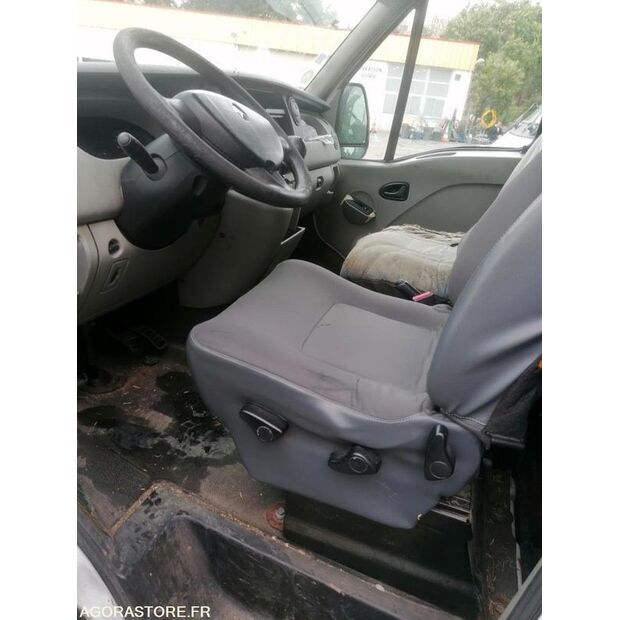 2005 Renault Master-46357958