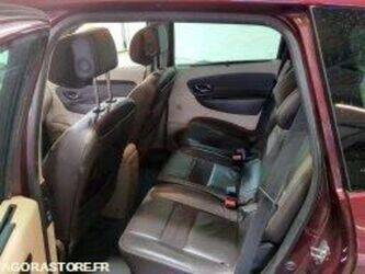 2013-renault-scenic-1438619-46357964