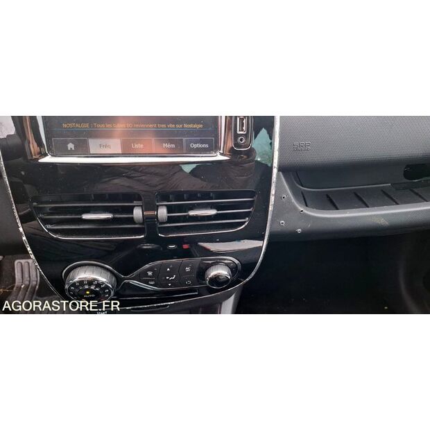 2013 Renault Clio-46358018